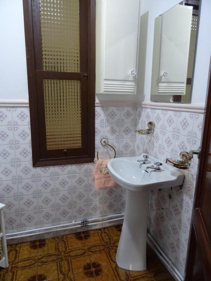 Piso En Centro Urbano De Puentedeume Con Terraza Lägenhet Exteriör bild
