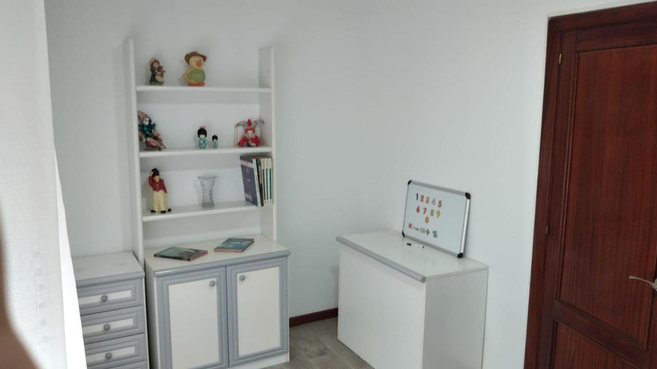 Piso En Centro Urbano De Puentedeume Con Terraza Lägenhet Exteriör bild